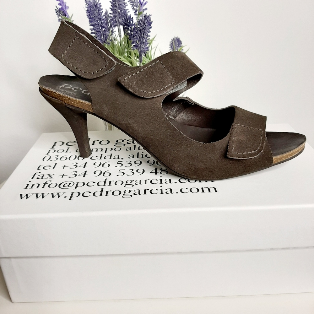 Pedro Garcia Maryse Brown Suede Heels size 10.5